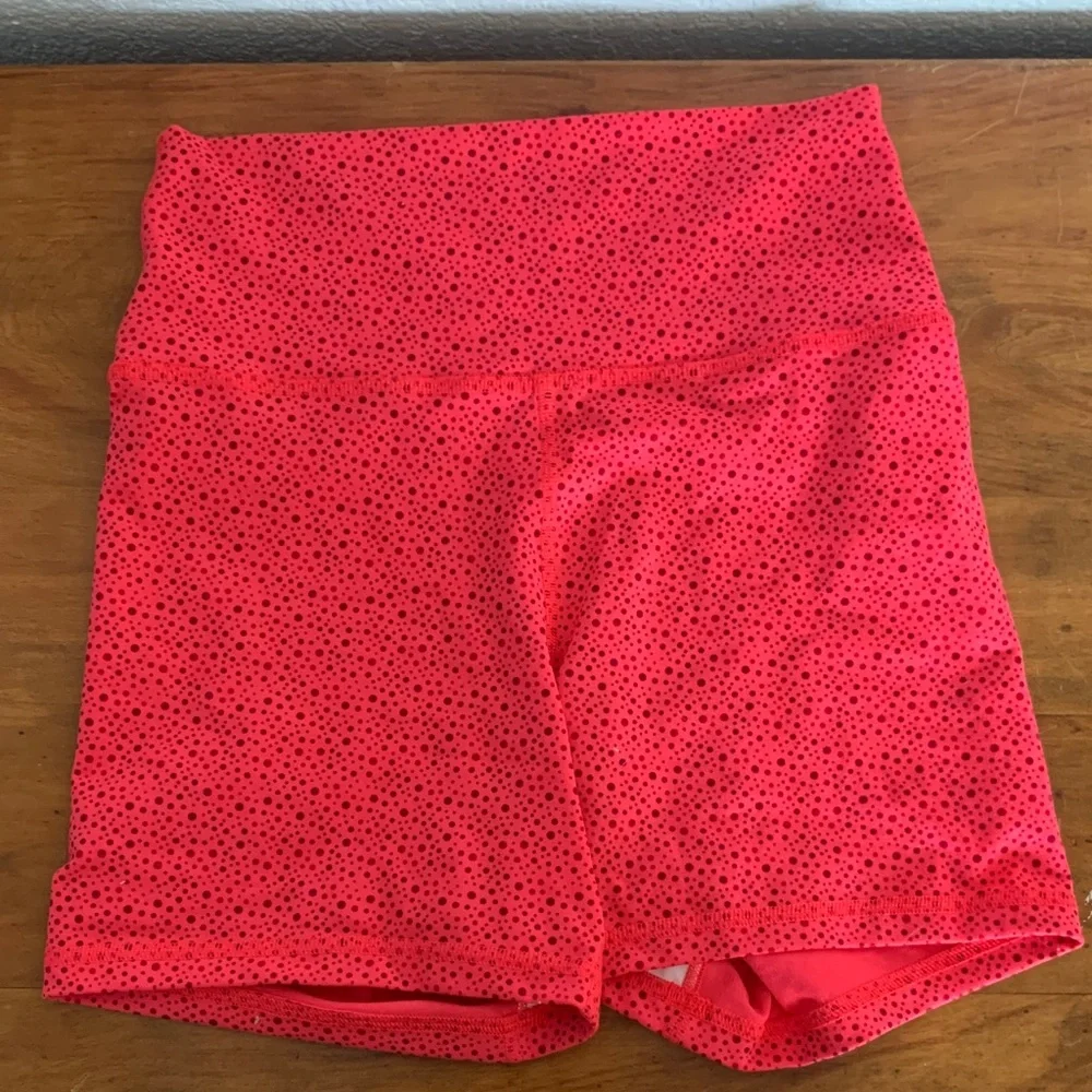 Fleo Biker Shorts - Picture 1 of 3
